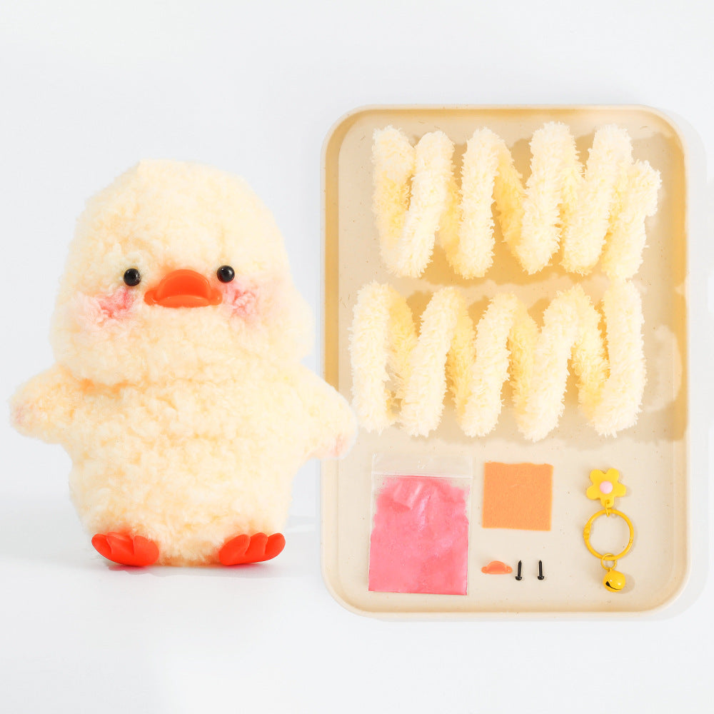 DIY Twisted Wire Plush Charm Kit - Bee style